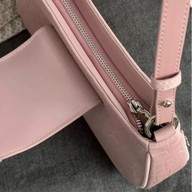 Pink Shoulder Bag with Metal Chain and  Heart Y2K Style Underarm Bag