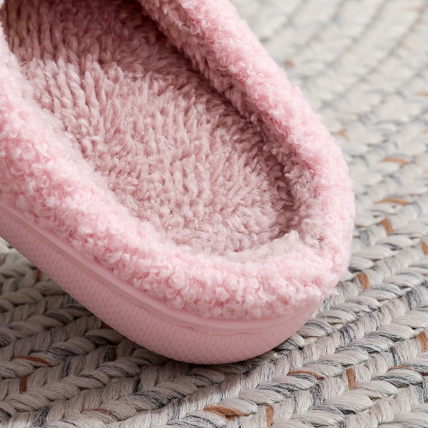 Cosy Pink Bow Plush Cream Slippers